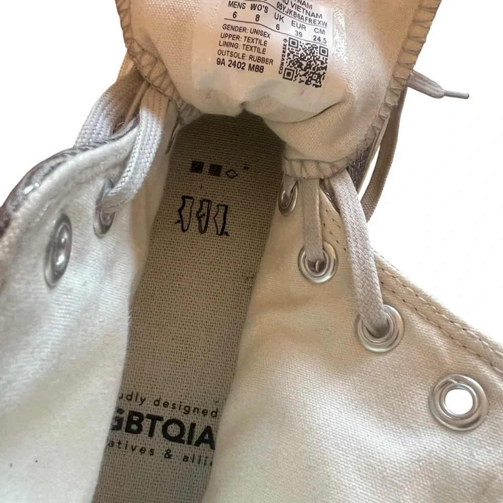 Converse Chuck 70 Pride High Top Sneakers Silver LGBTQIA 6/8 - Picture 10 of 11